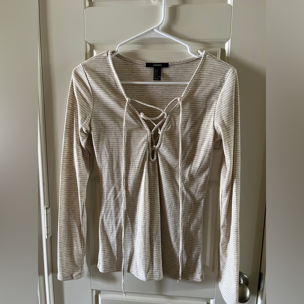 Forever 21 long sleeve top